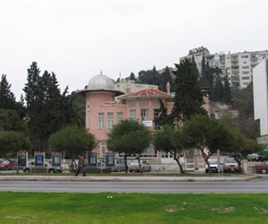 Izmir State Theatre Konak Scene